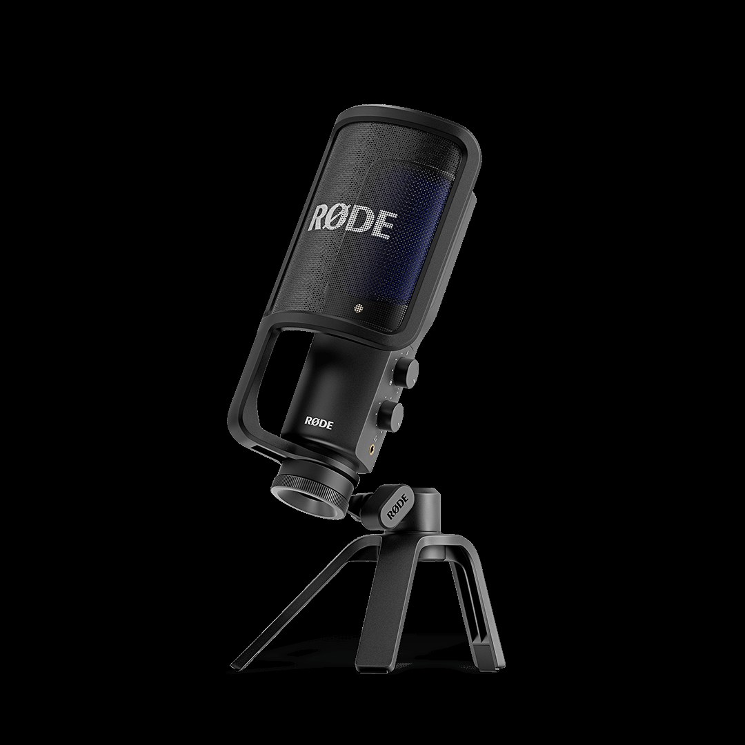 RØDE NT-USB+ USB microphone in three-quarter product view with pop filter.